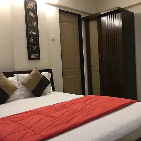 Arista Service Apartments Мумбаи Экстерьер фото