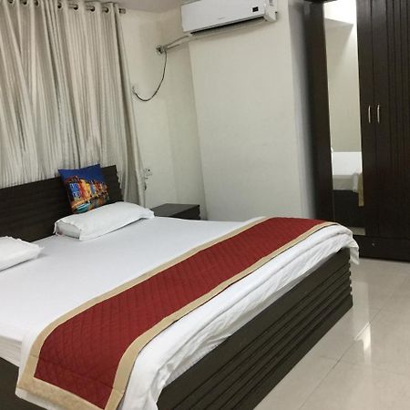 Arista Service Apartments Мумбаи Экстерьер фото