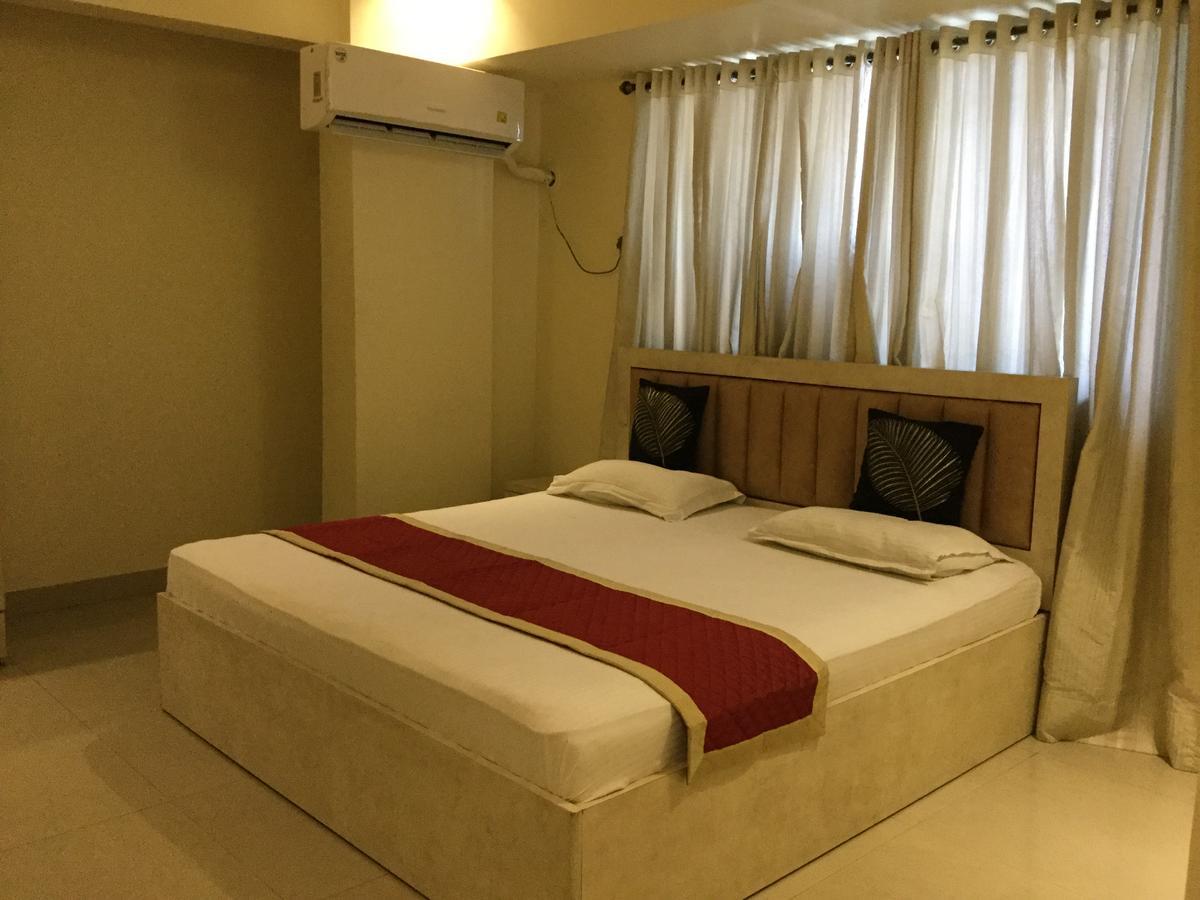 Arista Service Apartments Мумбаи Экстерьер фото