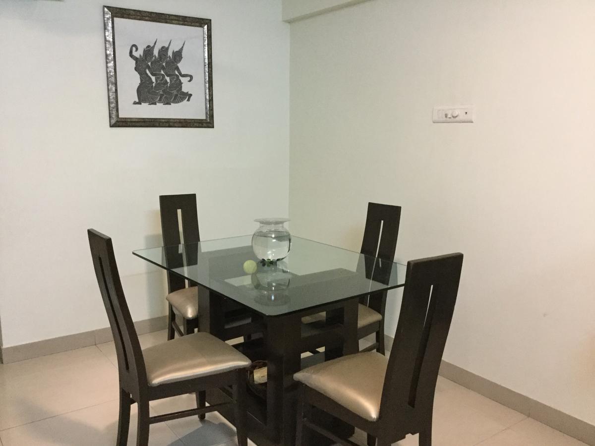 Arista Service Apartments Мумбаи Экстерьер фото